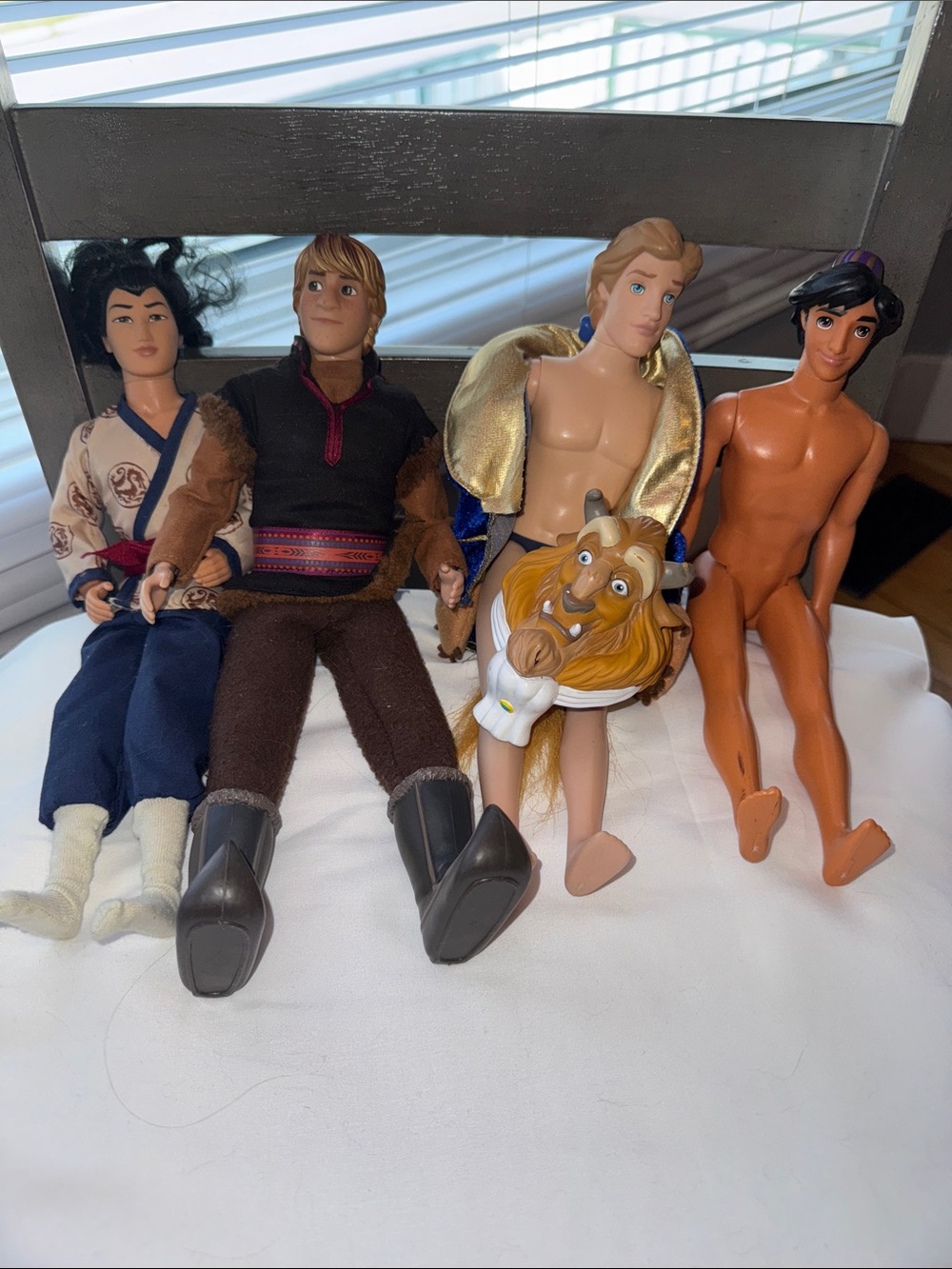 Disney Male Dolls Lot Li Chang Kristoff Beast Aladdin